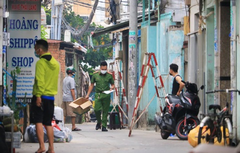 TP.HCM phong tỏa thêm khu nhà trọ số 90, đường Nguyễn Phúc Chu, phường 15, Tân Bình - Ảnh 2. TP.HCM phong tỏa thêm khu nhà trọ số 90, đường Nguyễn Phúc Chu, phường 15, Tân Bình - Ảnh 2.