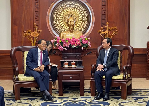 Đại sứ Hàn Quốc tại Việt Nam: Đại dịch là cơ hội giảm lệ thuộc Trung Quốc - Ảnh 4. Đại sứ Hàn Quốc tại Việt Nam: Đại dịch là cơ hội giảm lệ thuộc Trung Quốc - Ảnh 4.