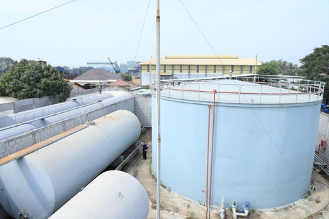 Triệt phá đường dây pha chế 2,7 triệu lít xăng giả liên tỉnh, bắt 26 người - Ảnh 5. Triệt phá đường dây pha chế 2,7 triệu lít xăng giả liên tỉnh, bắt 26 người - Ảnh 5.