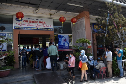 45.000 công nhân lao động ngoại tỉnh ở lại Đồng Nai đón tết - Ảnh 1. 45.000 công nhân lao động ngoại tỉnh ở lại Đồng Nai đón tết - Ảnh 1.