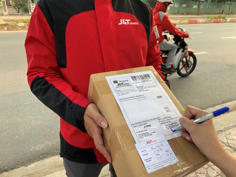 Chuyển phát nhanh J&T Express rút ngắn thời gian nghỉ Tết hỗ trợ khách gửi hàng - Ảnh 4. Chuyển phát nhanh J&T Express rút ngắn thời gian nghỉ Tết hỗ trợ khách gửi hàng - Ảnh 4.