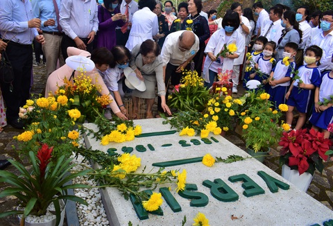Tưởng niệm bác sĩ A. Yersin, mong sớm vượt qua đại dịch COVID-19 - Ảnh 4. Tưởng niệm bác sĩ A. Yersin, mong sớm vượt qua đại dịch COVID-19 - Ảnh 4.