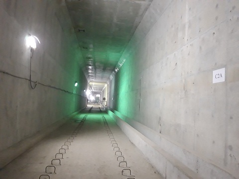 Cuối năm 2021 hoàn trả mặt đường Lê Lợi sau hơn 4 năm rào kín làm metro - Ảnh 2. Cuối năm 2021 hoàn trả mặt đường Lê Lợi sau hơn 4 năm rào kín làm metro - Ảnh 2.