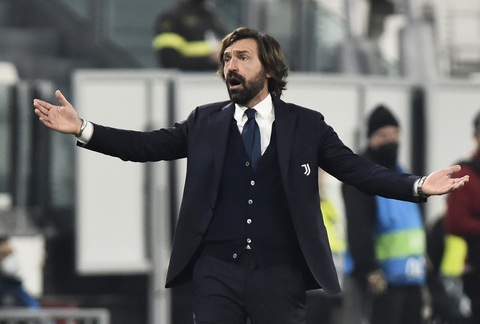 Ronaldo mắc sai lầm khi đứng hàng rào, HLV Pirlo nói gì? - Ảnh 2. Ronaldo mắc sai lầm khi đứng hàng rào, HLV Pirlo nói gì? - Ảnh 2.