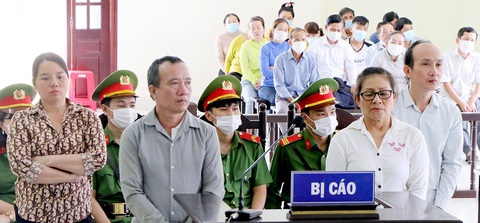 Phạt 31 năm tù 4 bị cáo hoạt động nhằm lật đổ chính quyền nhân dân - Ảnh 1. Phạt 31 năm tù 4 bị cáo hoạt động nhằm lật đổ chính quyền nhân dân - Ảnh 1.