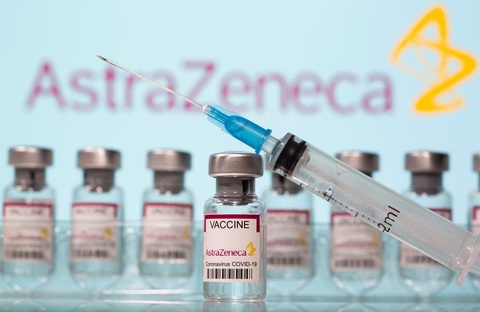 Canada khuyến nghị sử dụng vắc xin của AstraZeneca bất chấp chỉ trích từ Mỹ - Ảnh 1. Canada khuyến nghị sử dụng vắc xin của AstraZeneca bất chấp chỉ trích từ Mỹ - Ảnh 1.