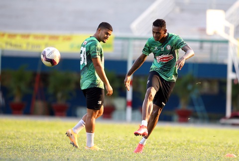 V-League 2021 chốt danh sách ngoại binh: Ưu tiên cho hàng công - Ảnh 1. V-League 2021 chốt danh sách ngoại binh: Ưu tiên cho hàng công - Ảnh 1.