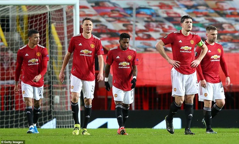 Europa League: AC Milan gỡ hòa Manchester United ở phút 90+2 - Ảnh 1. Europa League: AC Milan gỡ hòa Manchester United ở phút 90+2 - Ảnh 1.