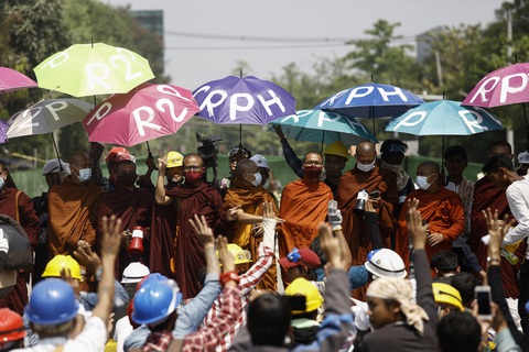 Nhà điều tra LHQ: Có nhiều video quân đội Myanmar giết người tàn bạo - Ảnh 1. Nhà điều tra LHQ: Có nhiều video quân đội Myanmar giết người tàn bạo - Ảnh 1.