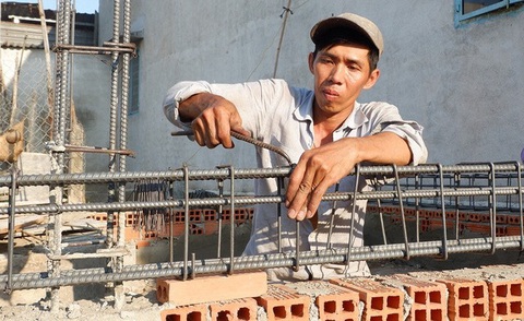 Vụ bí thư đoàn bị tù oan: Tòa xin lỗi tại quê nhưng chưa đồng ý bồi thường 3,8 tỉ - Ảnh 1. Vụ bí thư đoàn bị tù oan: Tòa xin lỗi tại quê nhưng chưa đồng ý bồi thường 3,8 tỉ - Ảnh 1.