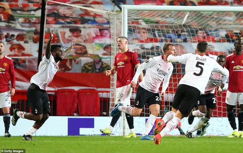 Europa League: AC Milan gỡ hòa Manchester United ở phút 90+2 - Ảnh 3. Europa League: AC Milan gỡ hòa Manchester United ở phút 90+2 - Ảnh 3.