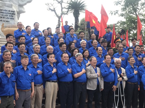 70, 80 tuổi vẫn là thanh niên - Ảnh 1. 70, 80 tuổi vẫn là thanh niên - Ảnh 1.