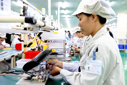 Gần 90% doanh nghiệp ảnh hưởng nặng nề bởi COVID-19 - Ảnh 1. Gần 90% doanh nghiệp ảnh hưởng nặng nề bởi COVID-19 - Ảnh 1.