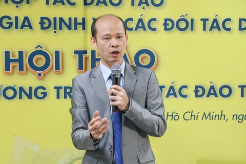 Ngôi trường bắt tay doanh nghiệp đào tạo sinh viên có thể đi làm ngay - Ảnh 2. Ngôi trường bắt tay doanh nghiệp đào tạo sinh viên có thể đi làm ngay - Ảnh 2.
