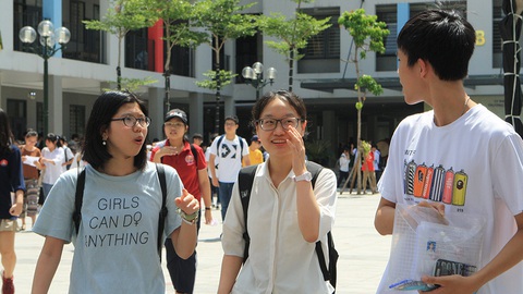 Thi tuyển vào lớp 10 ở Hà Nội: Vì sao chọn môn lịch sử 2 năm liền? - Ảnh 1. Thi tuyển vào lớp 10 ở Hà Nội: Vì sao chọn môn lịch sử 2 năm liền? - Ảnh 1.