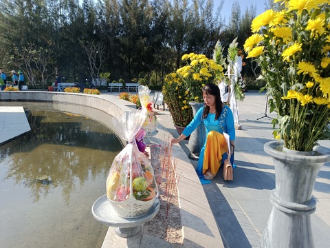 Lễ tưởng niệm các chiến sĩ Gạc Ma: Các anh như mãi còn đây - Ảnh 3. Lễ tưởng niệm các chiến sĩ Gạc Ma: Các anh như mãi còn đây - Ảnh 3.