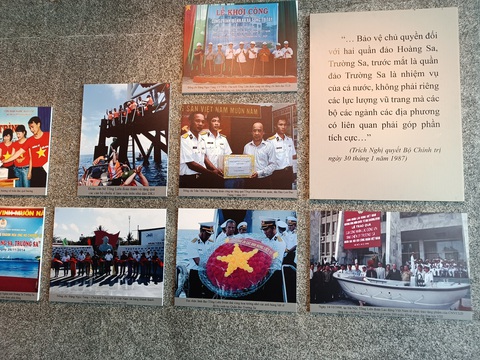 Lễ tưởng niệm các chiến sĩ Gạc Ma: Các anh như mãi còn đây - Ảnh 7. Lễ tưởng niệm các chiến sĩ Gạc Ma: Các anh như mãi còn đây - Ảnh 7.