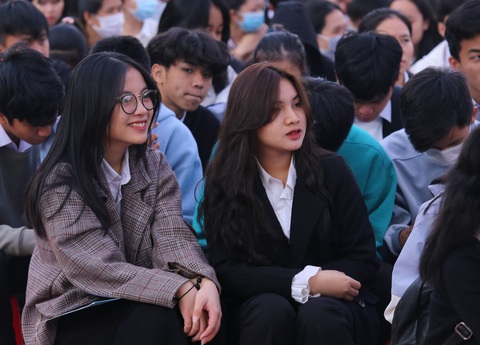 Đề thi tốt nghiệp THPT 2021: phù hợp với chương trình giảm tải - Ảnh 5. Đề thi tốt nghiệp THPT 2021: phù hợp với chương trình giảm tải - Ảnh 5.