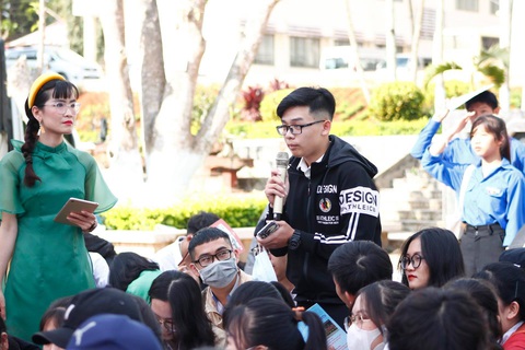Đề thi tốt nghiệp THPT 2021: phù hợp với chương trình giảm tải - Ảnh 6. Đề thi tốt nghiệp THPT 2021: phù hợp với chương trình giảm tải - Ảnh 6.