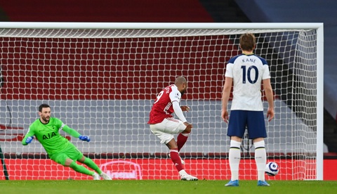 Arsenal thắng ngược Tottenham tại Emirates - Ảnh 3. Arsenal thắng ngược Tottenham tại Emirates - Ảnh 3.