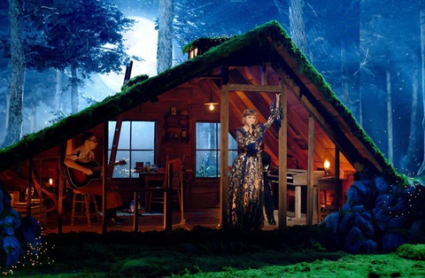 Beyoncé làm nên lịch sử với 28 giải thưởng ở Grammy 2021 - Ảnh 5. Beyoncé làm nên lịch sử với 28 giải thưởng ở Grammy 2021 - Ảnh 5.