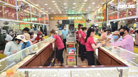 Giá vàng thế giới bật tăng trở lại - Ảnh 1. Giá vàng thế giới bật tăng trở lại - Ảnh 1.