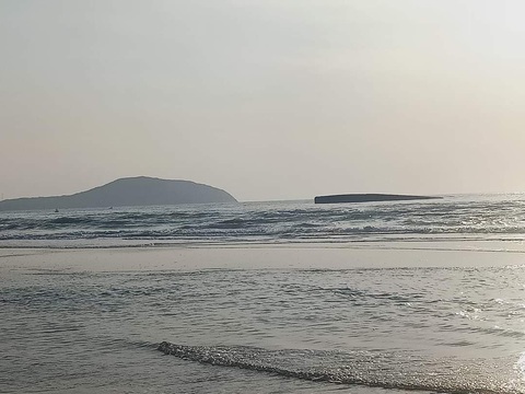 Tàu hàng chở 1.500 tấn tro bay nhiệt điện Vĩnh Tân chìm ở biển Mũi Né - Ảnh 1. Tàu hàng chở 1.500 tấn tro bay nhiệt điện Vĩnh Tân chìm ở biển Mũi Né - Ảnh 1.