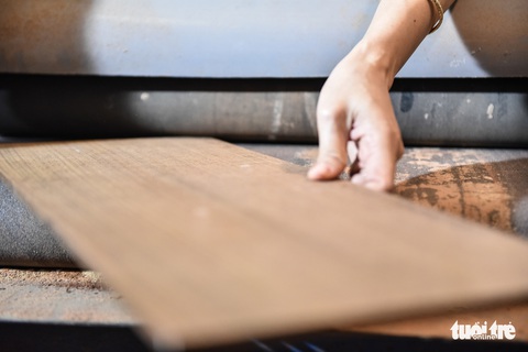 Đôi vợ chồng Sài Gòn 15 năm làm đàn handmade - Ảnh 3. Đôi vợ chồng Sài Gòn 15 năm làm đàn handmade - Ảnh 3.
