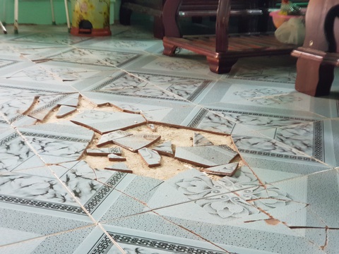 Có hay không huyện nghèo vừa sửa xong trụ sở lại xin tỉnh 30 tỉ đồng đập đi xây mới? - Ảnh 3. Có hay không huyện nghèo vừa sửa xong trụ sở lại xin tỉnh 30 tỉ đồng đập đi xây mới? - Ảnh 3.