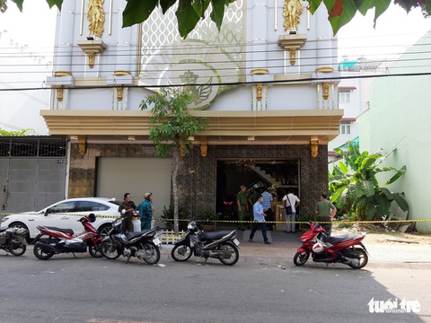 Khởi tố vụ án bắn nhau tại quán karaoke làm 1 người chết, 3 người bị thương - Ảnh 3. Khởi tố vụ án bắn nhau tại quán karaoke làm 1 người chết, 3 người bị thương - Ảnh 3.