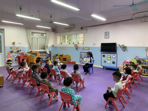 Trường học Hà Nội phòng dịch nghiêm ngặt để đón gần 2 triệu học sinh đi học lại - Ảnh 8. Trường học Hà Nội phòng dịch nghiêm ngặt để đón gần 2 triệu học sinh đi học lại - Ảnh 8.