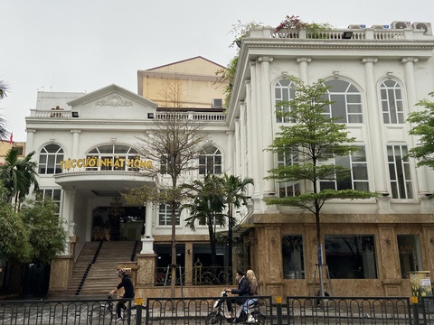 Công ty nông sản Hà Nội cho thuê khu ‘đất vàng’ vượt thời hạn 31 năm - Ảnh 1. Công ty nông sản Hà Nội cho thuê khu ‘đất vàng’ vượt thời hạn 31 năm - Ảnh 1.