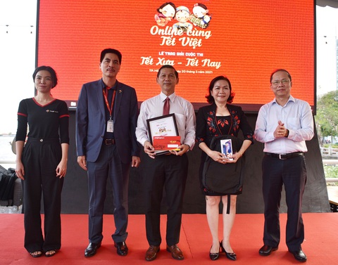 Tổng kết chương trình Online cùng Tết Việt và trao giải cuộc thi Tết xưa - Tết nay - Ảnh 13. Tổng kết chương trình Online cùng Tết Việt và trao giải cuộc thi Tết xưa - Tết nay - Ảnh 13.