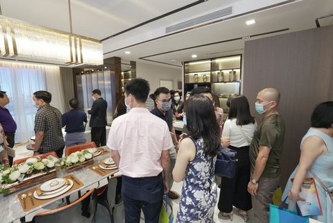 Căn hộ mẫu dự án Cardinal Court mở cửa đón khách tham quan - Ảnh 5. Căn hộ mẫu dự án Cardinal Court mở cửa đón khách tham quan - Ảnh 5.