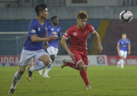 V-League 2021: Bước vào khúc quanh ‘tử thần’ - Ảnh 3. V-League 2021: Bước vào khúc quanh ‘tử thần’ - Ảnh 3.