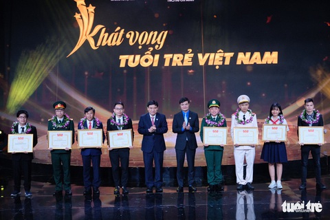 Gương mặt trẻ Việt Nam: Những viên gạch hồng dựng thành lũy chống dịch - Ảnh 4. Gương mặt trẻ Việt Nam: Những viên gạch hồng dựng thành lũy chống dịch - Ảnh 4.