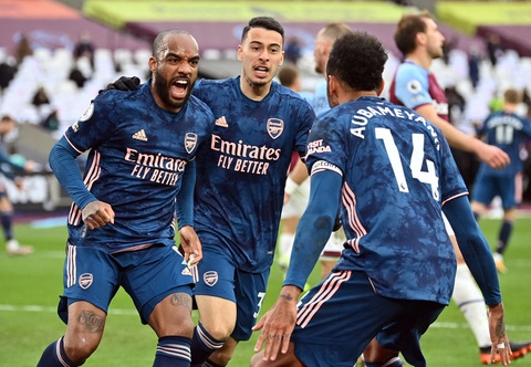 Lacazette tỏa sáng, Arsenal ngược dòng cầm chân West Ham sau khi bị dẫn 3-0 - Ảnh 3. Lacazette tỏa sáng, Arsenal ngược dòng cầm chân West Ham sau khi bị dẫn 3-0 - Ảnh 3.