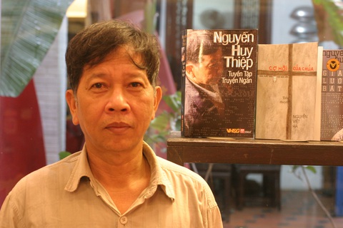 Nhà văn Nguyễn Huy Thiệp - Ảnh: NGUYỄN ĐÌNH TOÁN Nhà văn Nguyễn Huy Thiệp - Ảnh: NGUYỄN ĐÌNH TOÁN