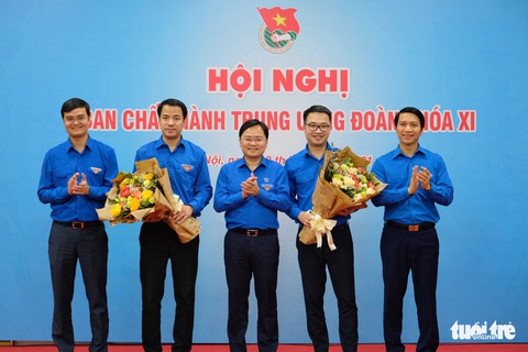 Trung ương Đoàn có thêm 2 bí thư cùng 37 tuổi - Ảnh 3. Trung ương Đoàn có thêm 2 bí thư cùng 37 tuổi - Ảnh 3.