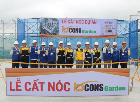Vượt tiến độ 30 ngày, Bcons Garden chính thức cất nóc - Ảnh 1. Vượt tiến độ 30 ngày, Bcons Garden chính thức cất nóc - Ảnh 1.