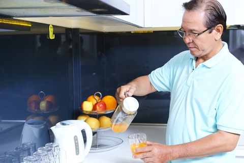 Duy trì lối sống thế nào để không bị đột quỵ hỏi thăm lúc giao mùa? - Ảnh 2. Duy trì lối sống thế nào để không bị đột quỵ hỏi thăm lúc giao mùa? - Ảnh 2.