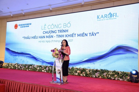 Gần 100 nghìn học sinh Miền Tây được tiếp cận nguồn nước tinh khiết - Ảnh 3. Gần 100 nghìn học sinh Miền Tây được tiếp cận nguồn nước tinh khiết - Ảnh 3.