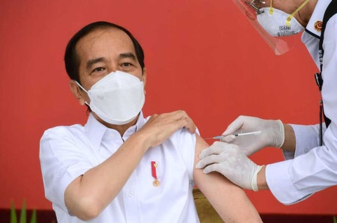 Những nguyên thủ nào đã tiêm vắc xin COVID-19? - Ảnh 8. Những nguyên thủ nào đã tiêm vắc xin COVID-19? - Ảnh 8.