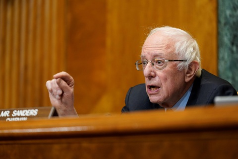 Thượng nghị sĩ Bernie Sanders: Hôm qua ông Trump bị cấm Twitter, ngày mai có thể là ai đó - Ảnh 1. Thượng nghị sĩ Bernie Sanders: Hôm qua ông Trump bị cấm Twitter, ngày mai có thể là ai đó - Ảnh 1.