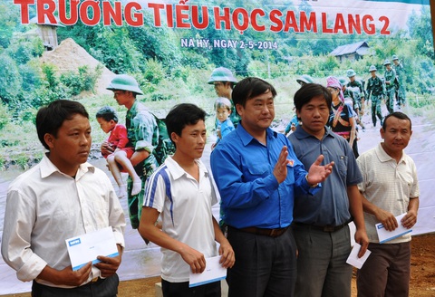 Thủ lĩnh trẻ trên rẻo cao biên ải - Kỳ 1: Cởi blouse trắng, khoác áo Đoàn - Ảnh 2. Thủ lĩnh trẻ trên rẻo cao biên ải - Kỳ 1: Cởi blouse trắng, khoác áo Đoàn - Ảnh 2.