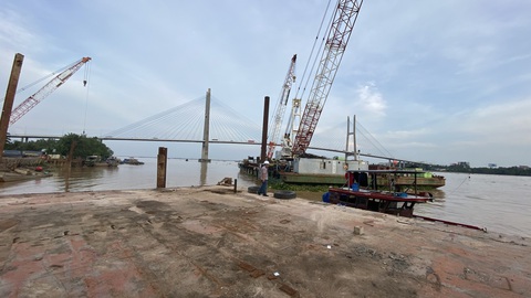 Cao tốc làm xong, cầu Mỹ Thuận 2 không xong thì cũng như không! - Ảnh 1. Cao tốc làm xong, cầu Mỹ Thuận 2 không xong thì cũng như không! - Ảnh 1.