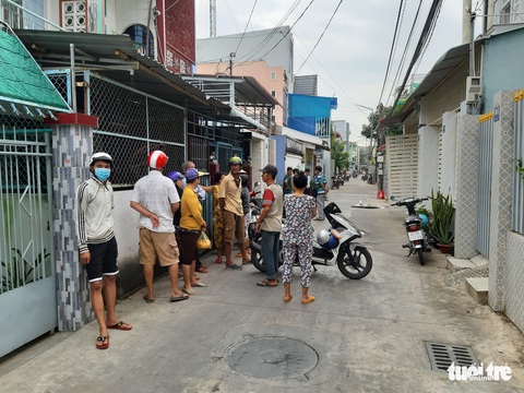 Khởi tố 9 bị can trong vụ nổ súng loạn xạ làm 1 người chết ở Tiền Giang - Ảnh 2. Khởi tố 9 bị can trong vụ nổ súng loạn xạ làm 1 người chết ở Tiền Giang - Ảnh 2.