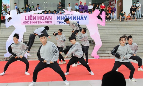 Lễ hội thanh niên đầu tiên tại TP.HCM: Không gian đa sắc màu tuổi trẻ - Ảnh 1. Lễ hội thanh niên đầu tiên tại TP.HCM: Không gian đa sắc màu tuổi trẻ - Ảnh 1.