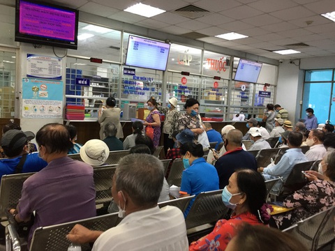 TP.HCM: Nêu tên 2 bệnh nhân khám bảo hiểm y tế trên 50 lần - Ảnh 1. TP.HCM: Nêu tên 2 bệnh nhân khám bảo hiểm y tế trên 50 lần - Ảnh 1.