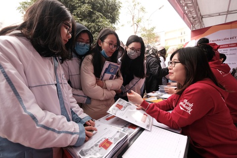 Tuyển sinh ĐH, CĐ 2021: Giữ ổn định, thuận lợi nhất với thí sinh - Ảnh 1. Tuyển sinh ĐH, CĐ 2021: Giữ ổn định, thuận lợi nhất với thí sinh - Ảnh 1.